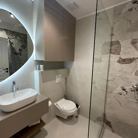 Four Elements Apartment *