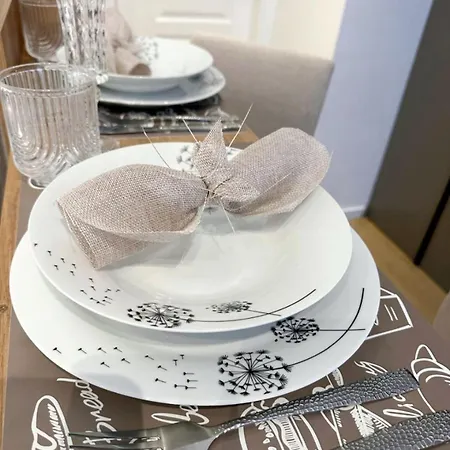 Four Elements Apartment *